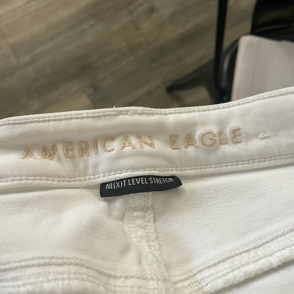 AMERICAN EAGLE- Women’s white American eagle skinny jeans #49 - Picture 3 of 5
